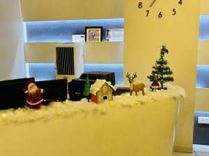 Christmas Office Decoration